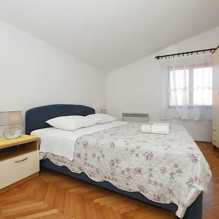 Vedrana * Biograd Na Moru