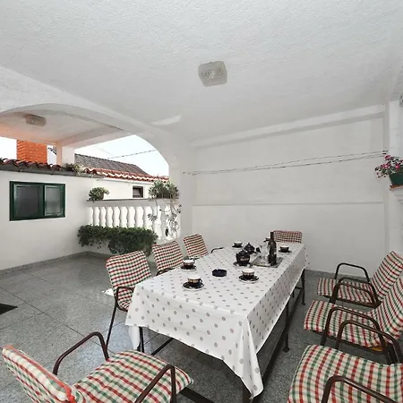 Vedrana Apartment