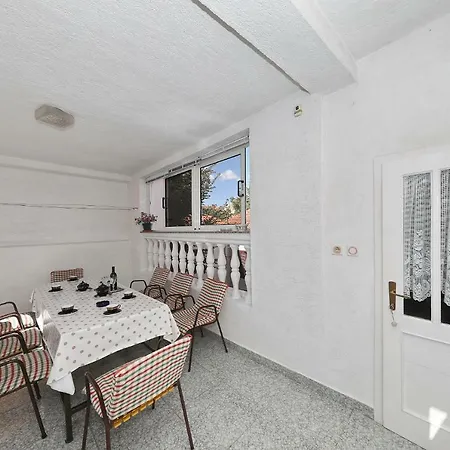 Vedrana Apartment