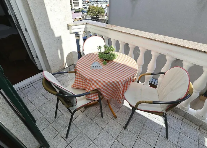 Apartment Vedrana *