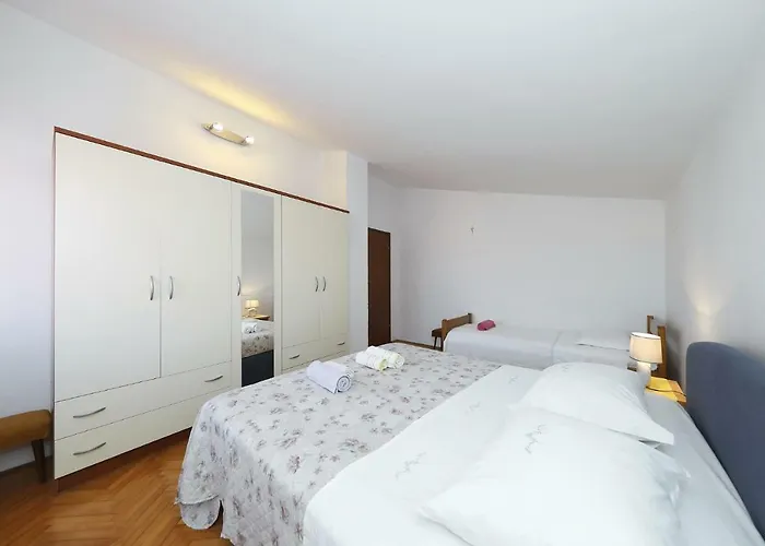 Apartment Vedrana Weißenburg
