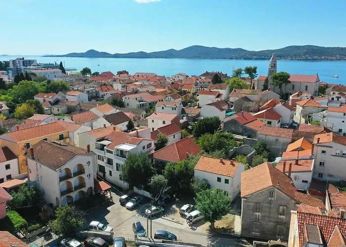 Vedrana Apartment *