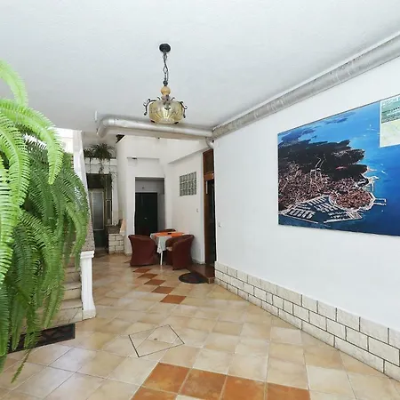 Vedrana ביוגראד נה מורו