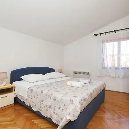 Vedrana Апартаменты