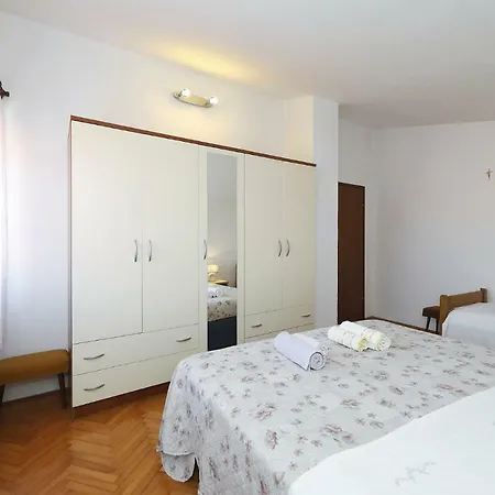 Vedrana Апартаменты *