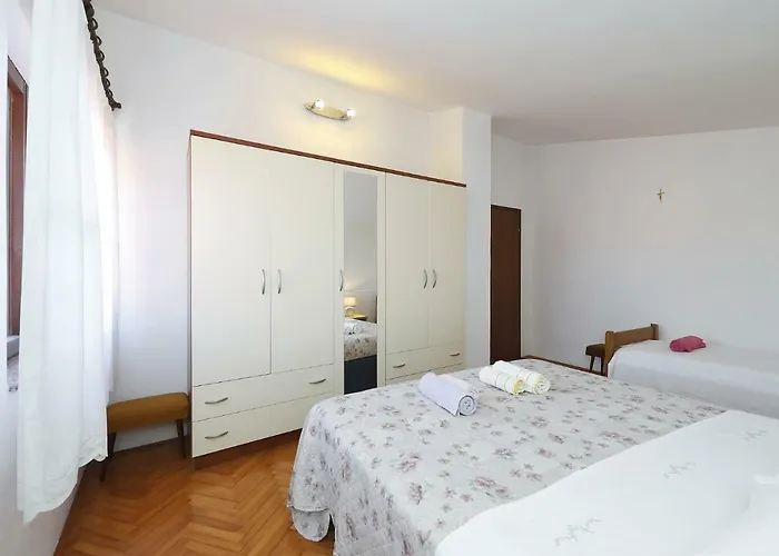 Vedrana Apartmán *